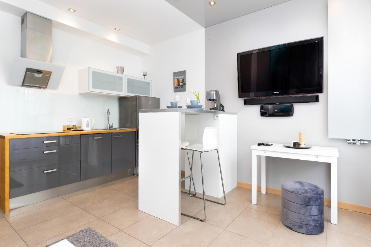 Old Town Neptun Apartments By Noclegi Renters Gdańsk Zewnętrze zdjęcie